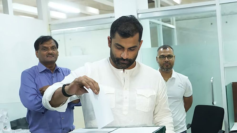 বিসিবির নির্বাচনে জিতলে ক্রিকেট ছাড়বেন তামিম