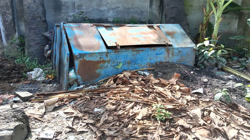 কাঞ্চন পৌরসভায় ডাস্টবিন অকেজো, বর্জ্য ব্যবস্থাপনা বন্ধ, দুর্ভোগ চরমে