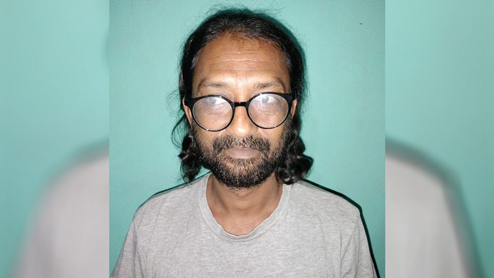 রাতের আঁধারে হাসিনার জন্মদিন পালনকালে আ'লীগ নেতা গ্রেফতার