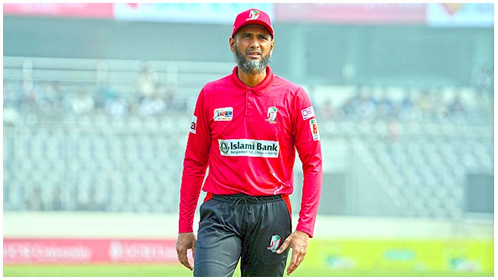 নিলামের চূড়ান্ত তালিকা থেকে বাদ পড়লেন মাহমুদউল্লাহ