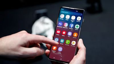 পাকিস্তান সরকারের ফোনে আঁড়ি পেতে নাগরিকদের ওপর নজরদারি