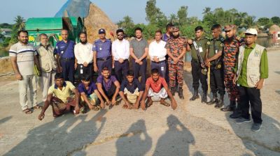 চলনবিলে শামুক নিধনে ভ্রাম্য আদালত ,চারজনের জরিমানা