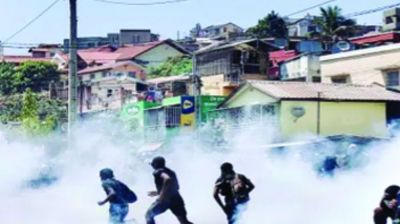 জেন-জিদের বিক্ষোভে সরকার ভাঙ্গলো মাদাগাস্কারের