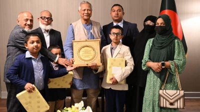 পুলিশ কর্মকর্তা দিদারুল ইসলামের পরিবারকে সমবেদনা জানালেন প্রধান উপদেষ্টা