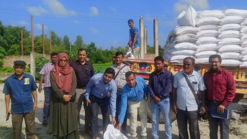 কুড়িগ্রামে ৬১৪ বস্তা নকল সার ধ্বংস