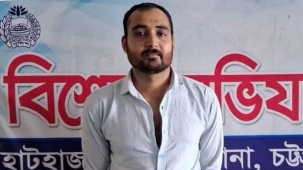 থানা থেকে আসামি ছিনিয়ে নেওয়ার চেষ্টায় শিবির নেতা গ্রেফতার