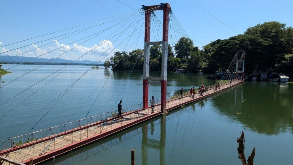 রাঙ্গামাটির ঝুলন্ত সেতু ৮৫ দিন পর ভেসে উঠেছে