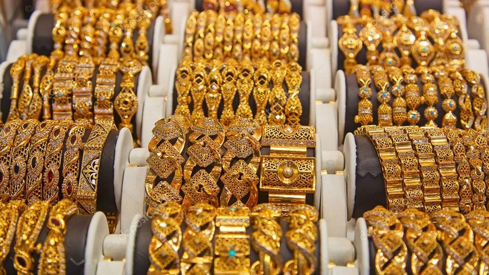 টানা চার দফা কমার পর আবারও বেড়েছে সোনার দাম, ভরি প্রতি ২ লাখ ছাড়াল