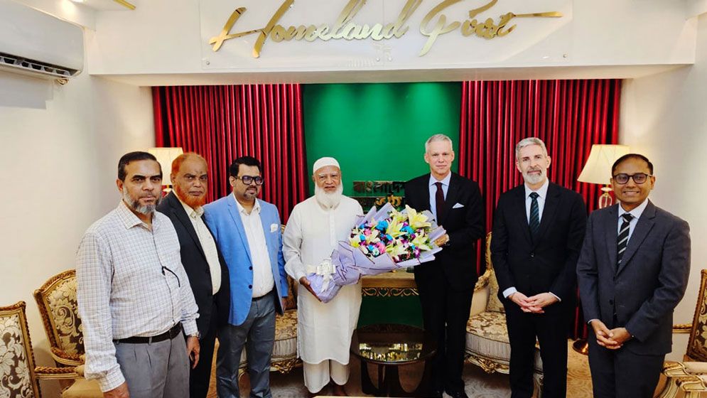 জামায়াত আমিরের সঙ্গে সুইস রাষ্ট্রদূতের সৌজন্য সাক্ষাৎ