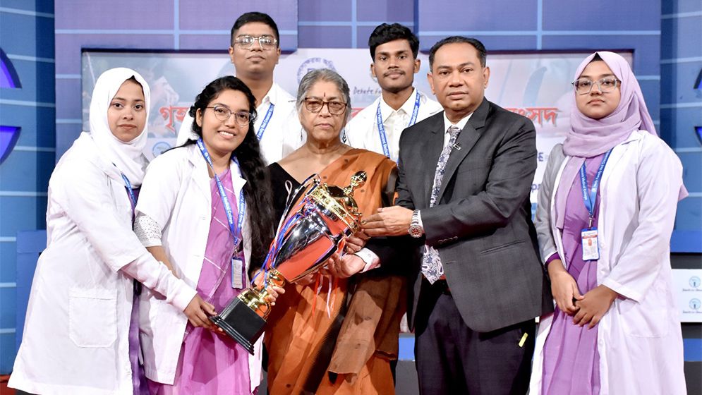 গৃহকর্মীদের অধিকার রক্ষায় রাজনৈতিক সদিচ্ছা জরুরি : শিরীন পারভিন