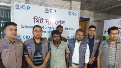 গাজীপুরে সংঘবদ্ধ ৫ ডাকাত আটক