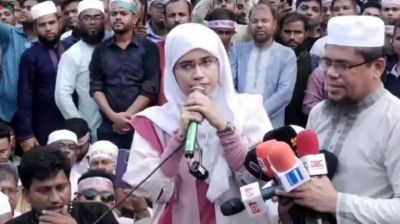 শিক্ষা উপদেষ্টা এলিট হয়ে আমলাদের দাসত্ব করছেন