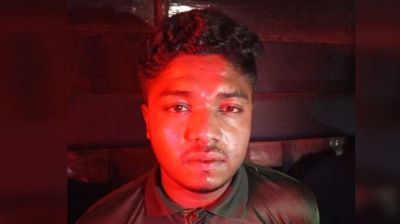 চলন্ত বাসে স্কুলছাত্রীকে ধর্ষণ, চালক গ্রেফতার