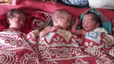 তিন নবজাতকের মাকে উপহার দিলেন ইউএনও