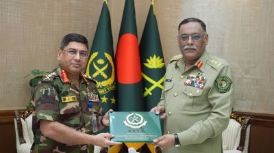 সেনাপ্রধানের সঙ্গে পাকিস্তানের যৌথ বাহিনীর চেয়ারম্যানের সাক্ষাৎ