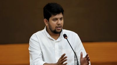 নতুন গণমাধ্যমের অনুমতি দেওয়া হবে : তথ্য উপদেষ্টা