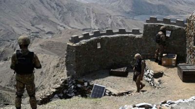 সীমান্তে পাকিস্তানের সেনা ও তালেবানের মধ্যে গোলাগুলি