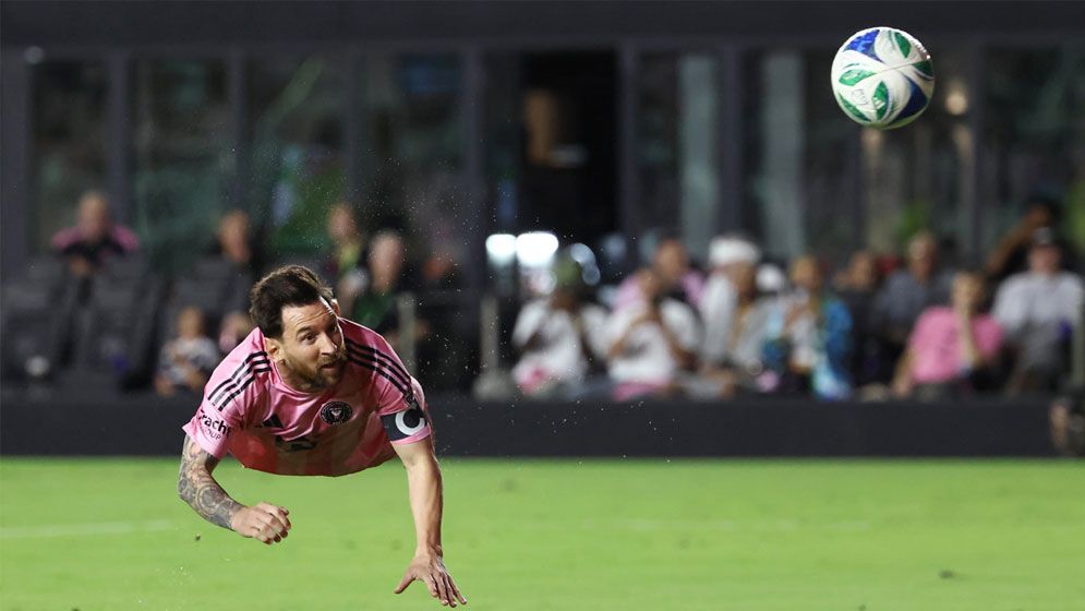 মেসির উড়ন্ত হেডে জোড়া গোলে মায়ামির দুর্দান্ত জয়