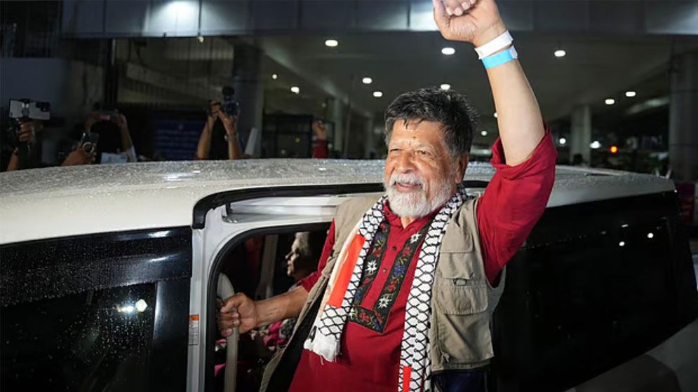 ইসরায়েলে আটক হওয়ার পর দেশে ফিরলেন লোকচিত্রী শহিদুল আলম