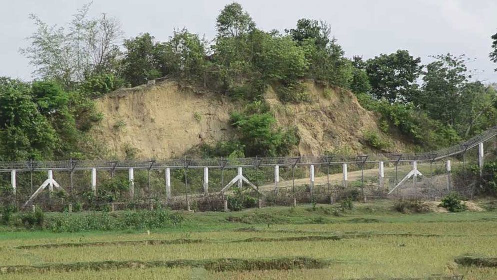 বান্দরবানের তমব্রু সীমান্তে ফের গোলাগুলির শব্দ