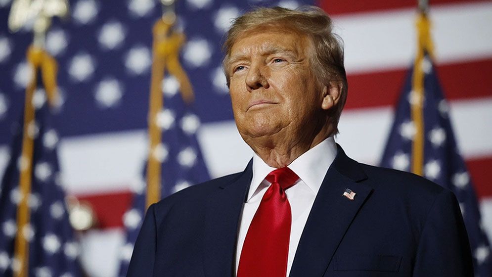 ইসরায়েলকে গাজায় অবিলম্বে বোমাবর্ষণ বন্ধ করতে বললেন ট্রাম্প