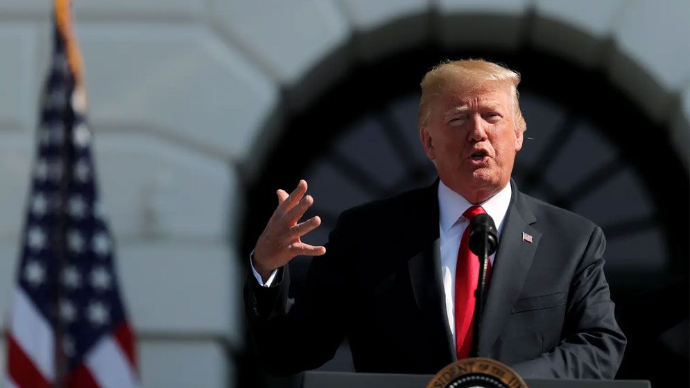 চীনা পণ্যের ওপর ১০০ শতাংশ শুল্ক আরোপের ঘোষণা ট্রাম্পের