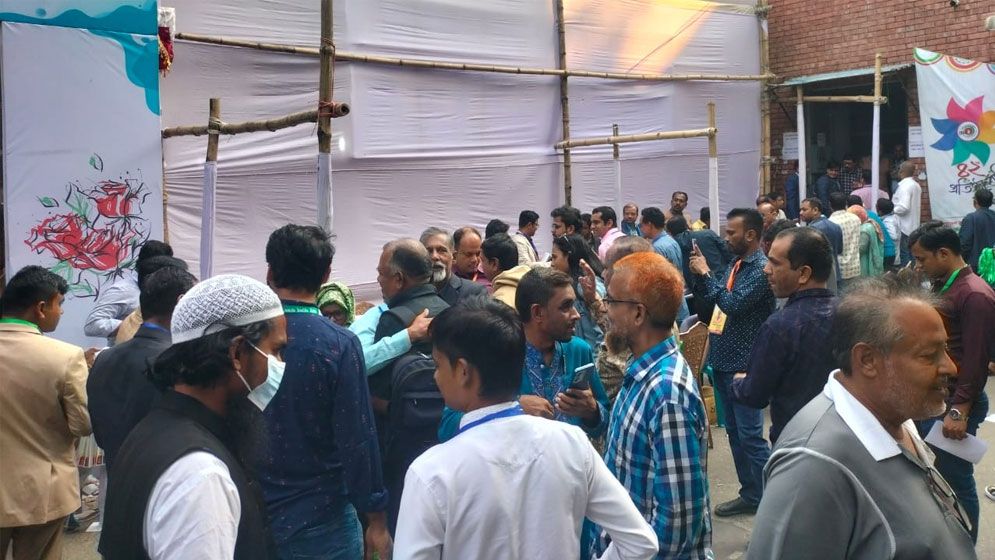 ডিআরইউ নির্বাচনের ভোটগ্রহণ চলছে