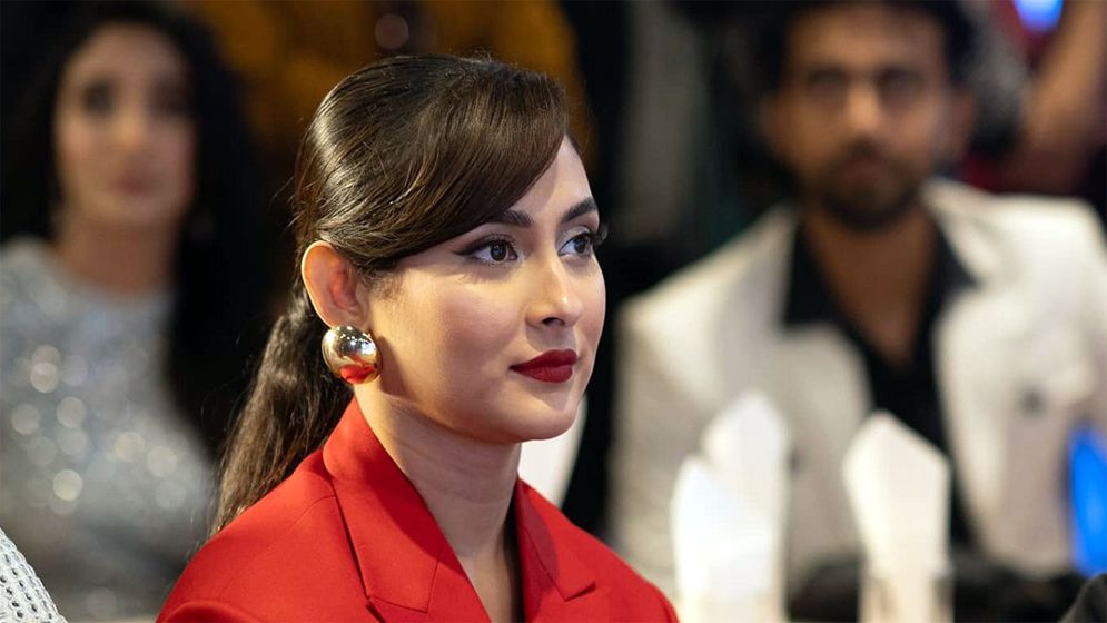 মেহজাবীনের বিরুদ্ধে গ্রেফতারি পরোয়ানা