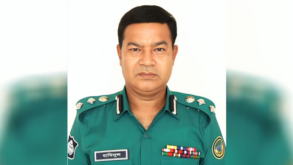 বগুড়ায় প্রতারণা মামলায় অতিরিক্ত ডিআইজি কারাগারে