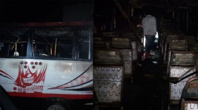ধামরাইয়ে পার্কিং করা বাসে আগুন