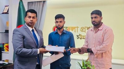 বীর মুক্তিযোদ্ধা ইউনুছের পাশে দাঁড়ালেন : ডিসি জাহিদুল ইসলাম