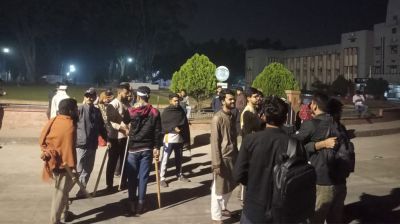 ‎নিষিদ্ধ ছাত্রলীগের কার্যক্রম ঠেকাতে মাঠে আছেন রাকসু নেতারা