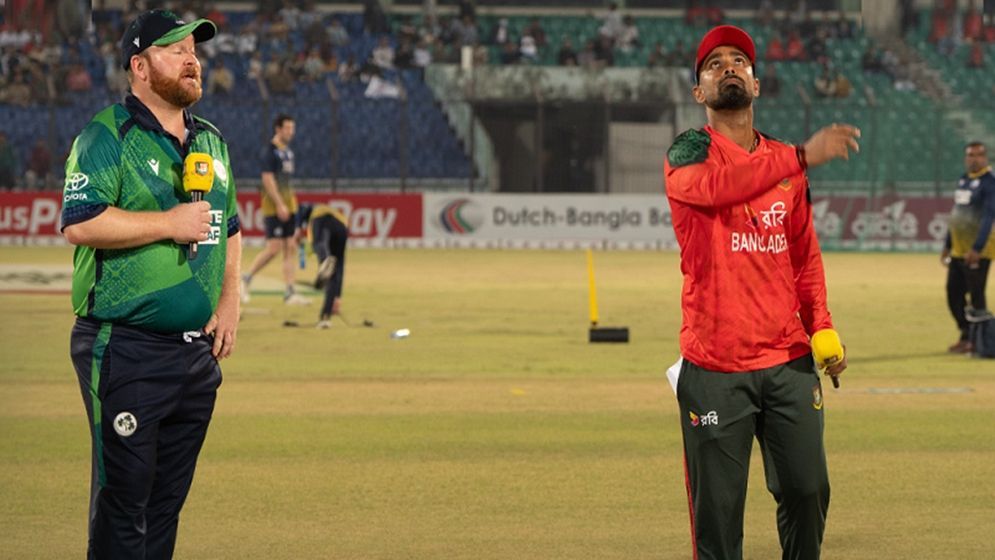 অলিখিত ফাইনালে তিন পরিবর্তন নিয়ে ফিল্ডিংয়ে বাংলাদেশ