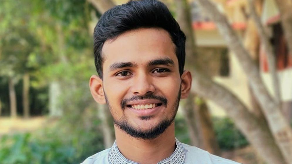 জরুরি সংবাদ সম্মেলন ডেকেছেন উপদেষ্টা আসিফ মাহমুদ