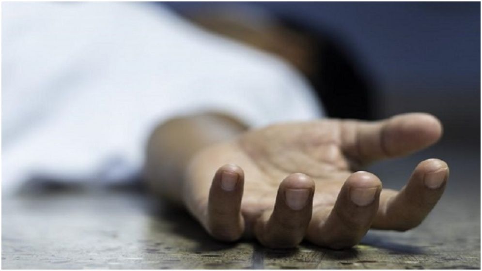 ট্রাকচাপায় যুবক নিহত