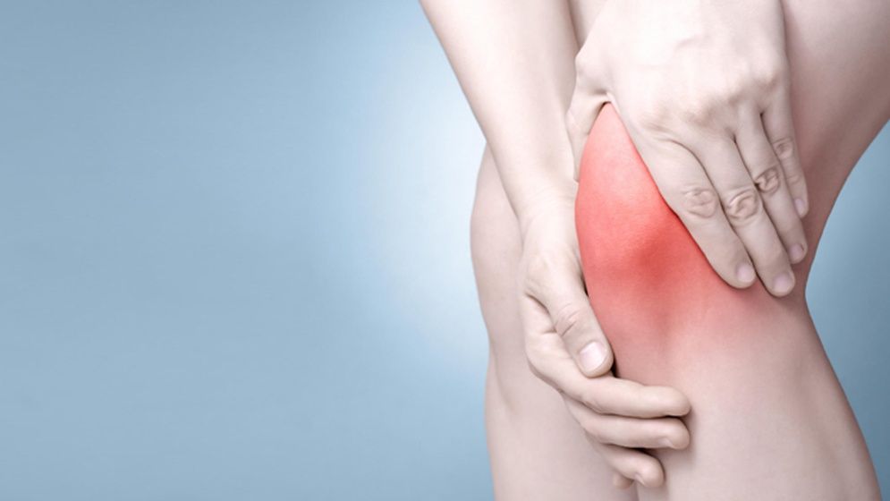 শীতে হাঁটু ব্যথা নিয়ন্ত্রণে রাখতে ৫টি কার্যকরী উপায়