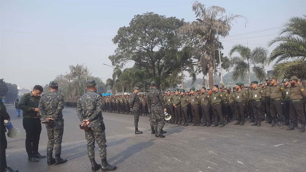 ওসমান হাদির জানাজায় সর্বোচ্চ নিরাপত্তা, সংসদ ভবনে দায়িত্বে ৮৭০ আনসার