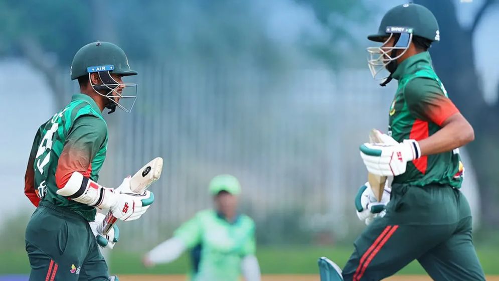 ব্যাটিং ব্যর্থতায় সেমিতেই বিদায় বাংলাদেশের