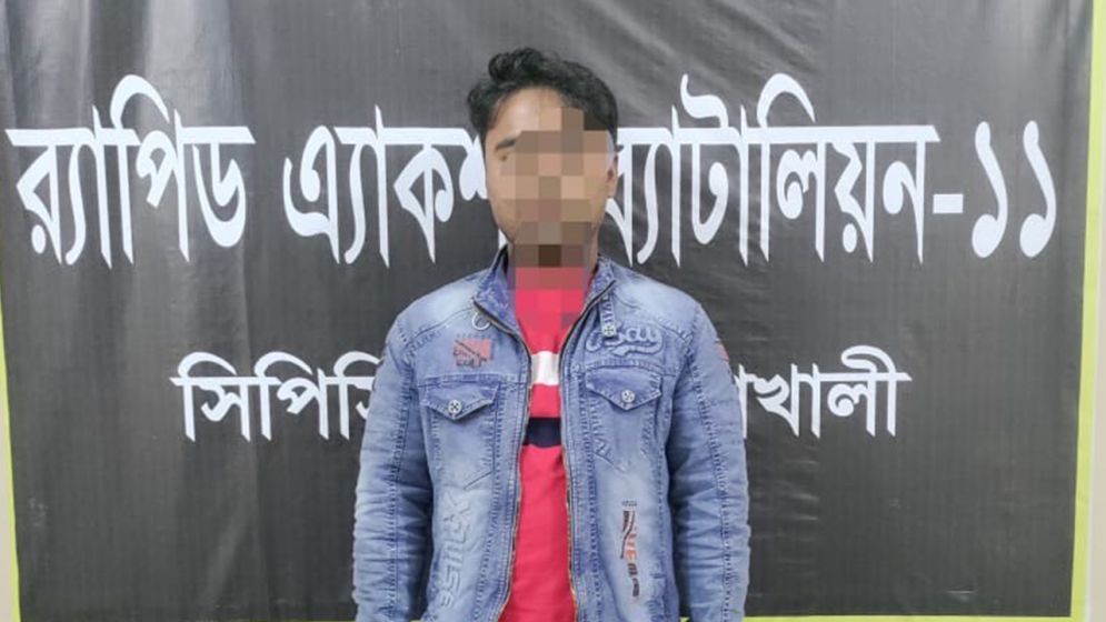 ৩০০ বার কুপিয়ে যুবককে হত্যা, দেলু বাহিনীর প্রধান কারাগারে