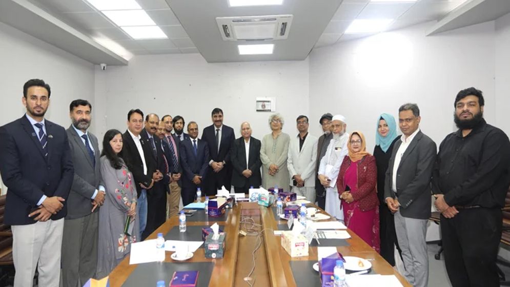 ইউজিসি চেয়ারম্যানের সঙ্গে পাকিস্তান উচ্চশিক্ষা কমিশনের প্রতিনিধিদলের সাক্ষাৎ