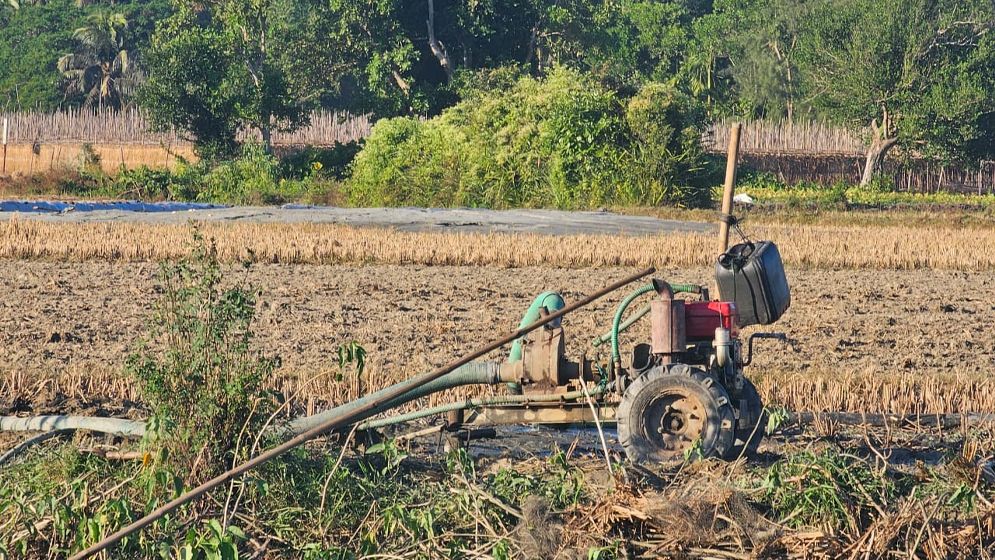 অবৈধ বালু উত্তোলন বন্ধ করল প্রশাসন , প্রতিবেশিকে মারধর করল উত্তোলনকারি