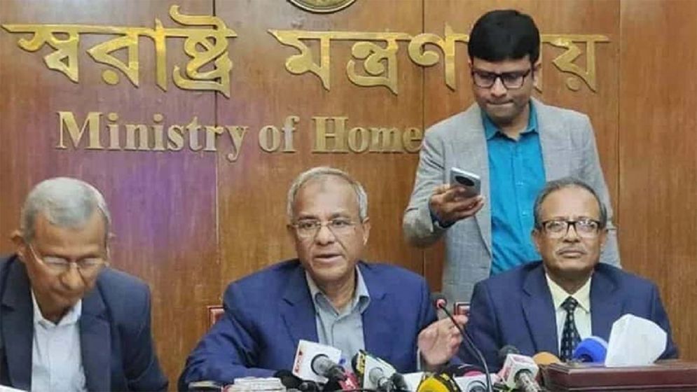 জকসু নির্বাচন শান্তিপূর্ণভাবে অনুষ্ঠিত হবে: স্বরাষ্ট্র উপদেষ্টা