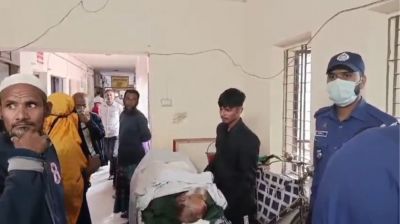 বাড়ি ফেরার পথে প্রাইভেটকার চাপায় প্রাণ গেল মাদ্রাসা শিক্ষকের