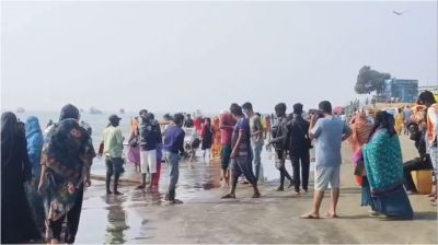 পর্যটকে মুখর কুয়াকাটা