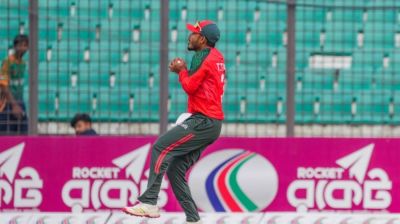 টি-টোয়েন্টিতে বিশ্বরেকর্ড গড়লেন তানজিদ তামিম