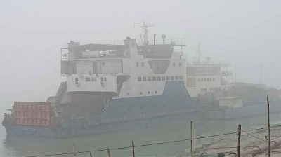 ঘন কুয়াশায় দৌলতদিয়া–পাটুরিয়া নৌরুটে ফেরি চলাচল বন্ধ