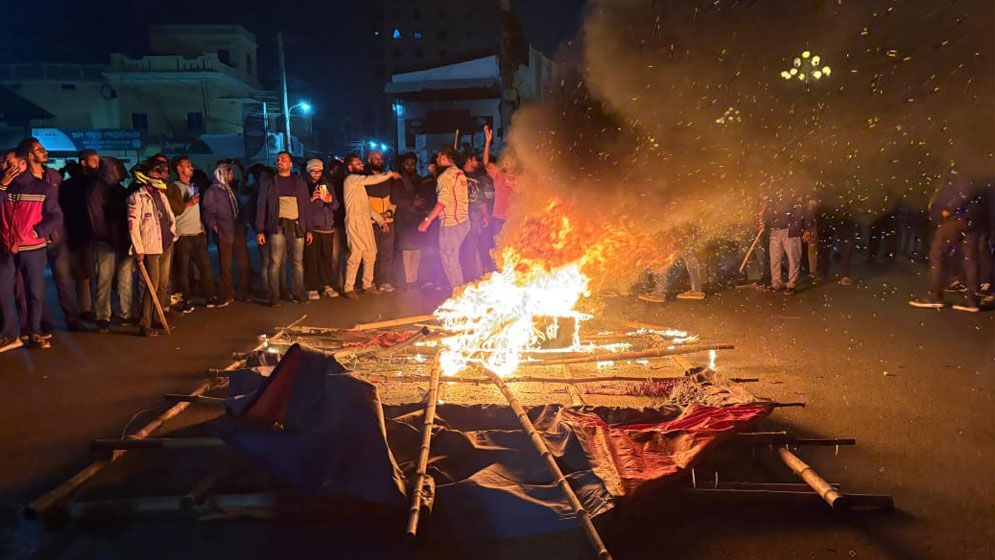 ‎ওসমান হাদির মৃত্যুর খবরে রাবিতে বিক্ষোভ