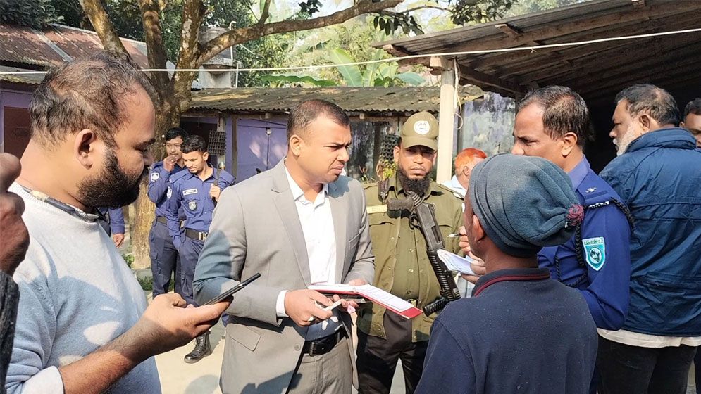 রংপুরে নিজ বাড়িতে মিলল মুক্তিযোদ্ধা দম্পতির মরদেহ