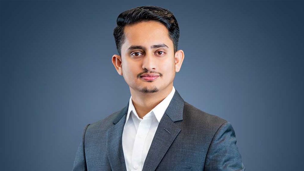 সারজিসের নগদ টাকা আছে ৩ লাখ ১১ হাজার, পেশায় ব্যবসায়ী