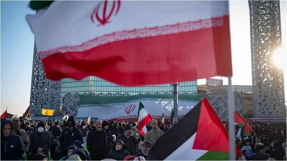 বিক্ষোভে উত্তাল ইরান, নিহত ২৫